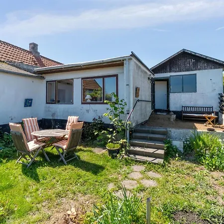 Santuzza - 100m From The Sea By Interhome Holiday home